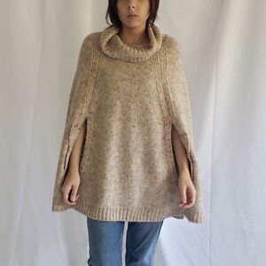 Elle‎ Tan and Gold Sparkly Poncho